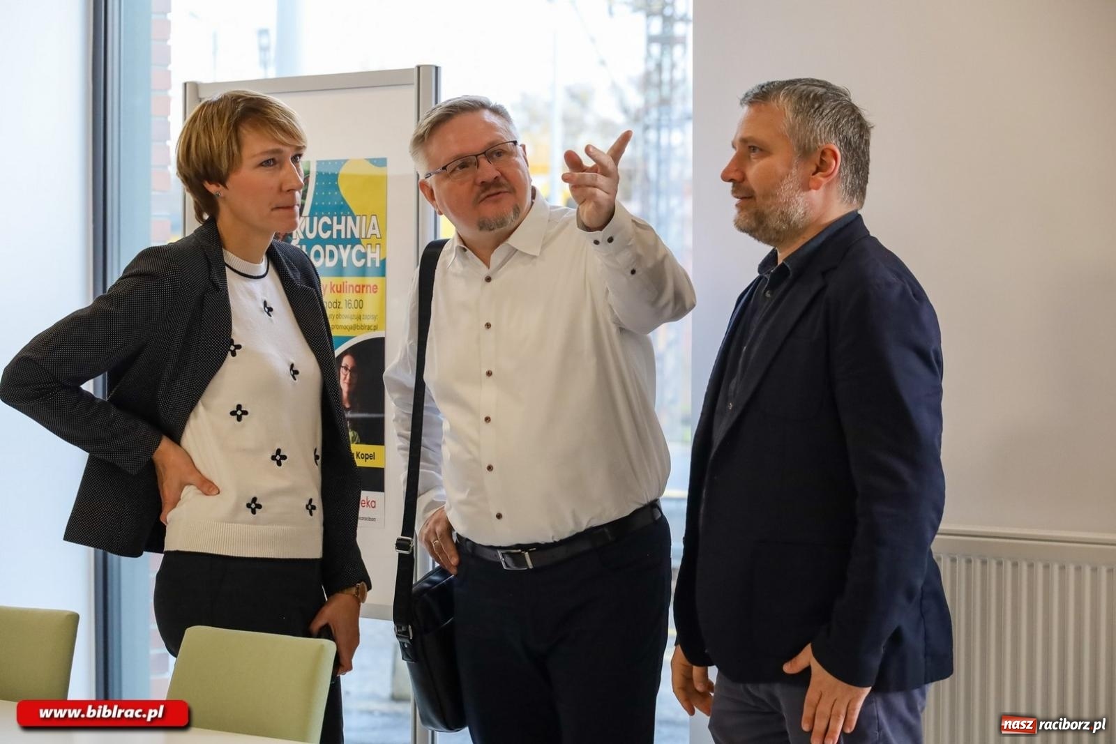 Zdjęcie w galerii na portalu naszraciborz.pl: Na nowym dworcu PKP otwarto Stację Młodych wiadomości z regionu