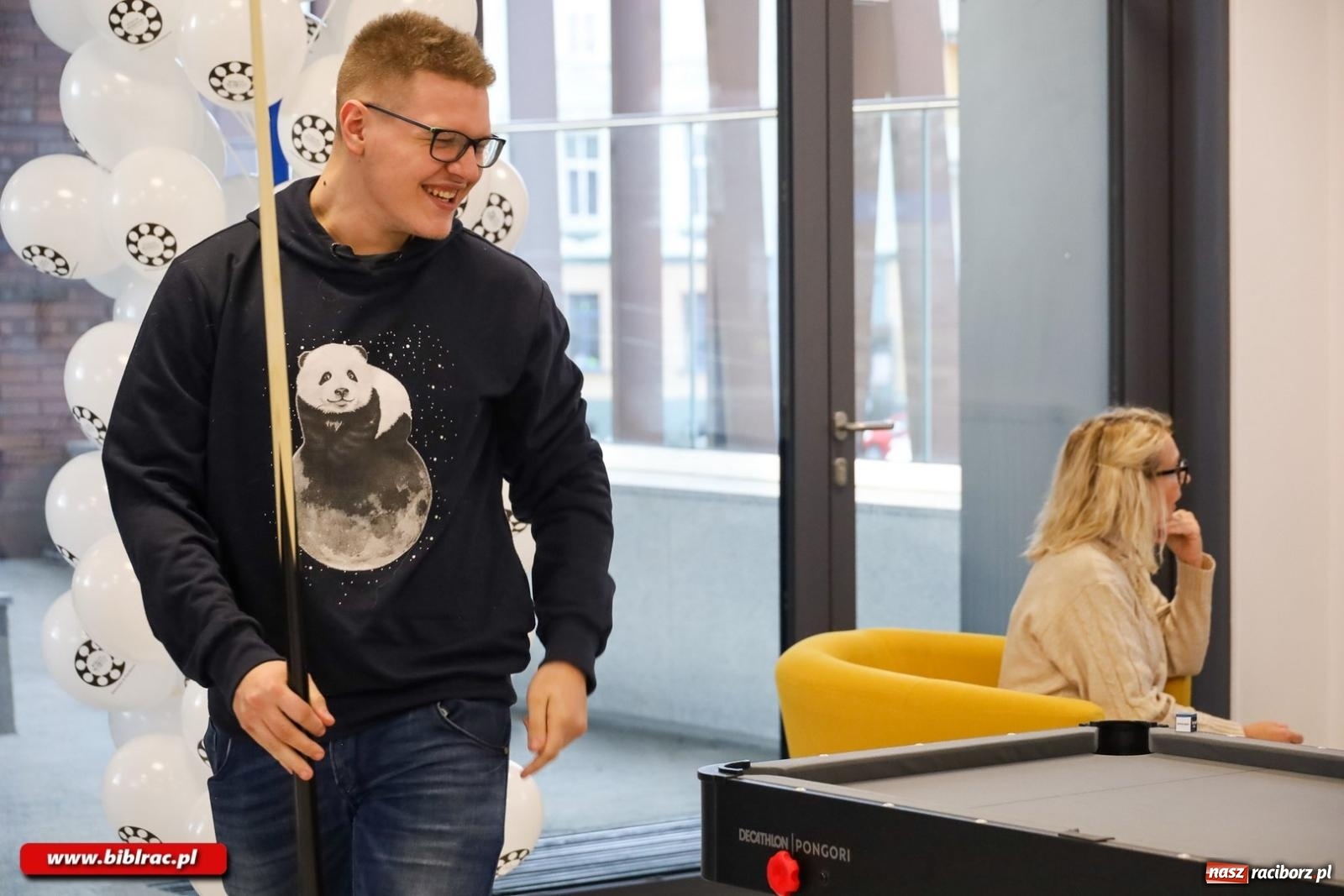 Zdjęcie w galerii na portalu naszraciborz.pl: Na nowym dworcu PKP otwarto Stację Młodych wiadomości z regionu