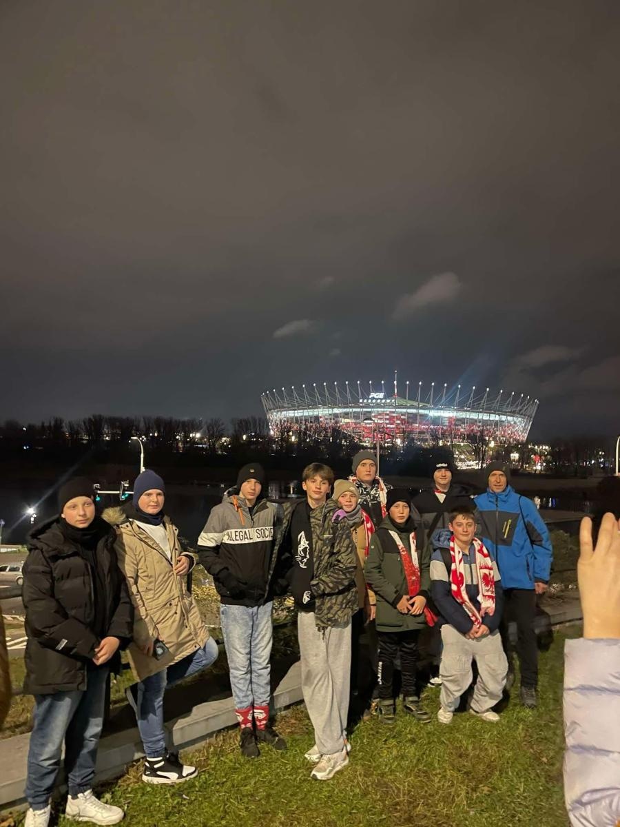 Zdjęcie w galerii na portalu naszraciborz.pl: Z Orlika na Stadion – wielka przygoda uczniów z Tworkowa na PGE Narodowym wiadomości z regionu