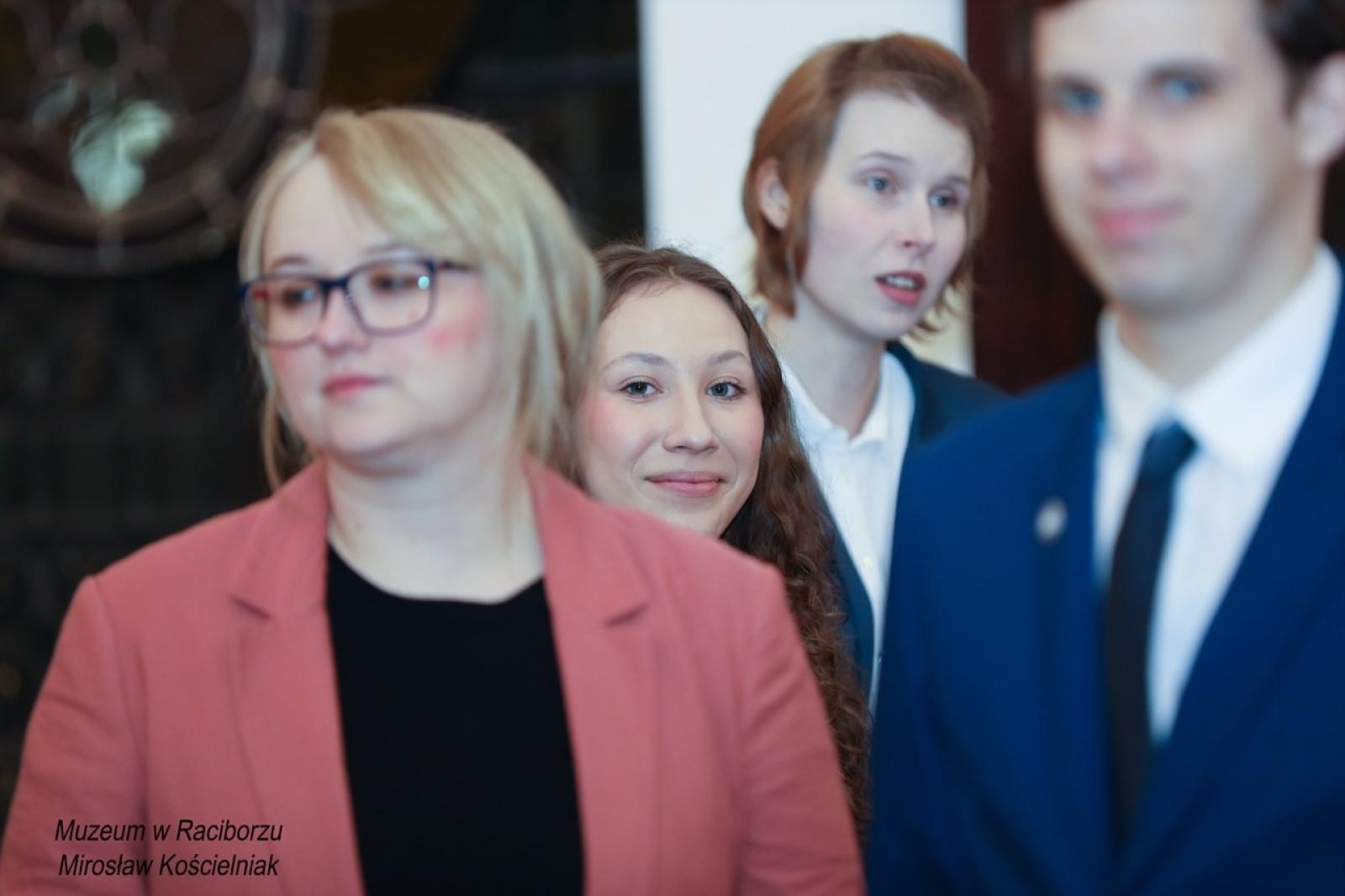 Zdjęcie w galerii na portalu naszraciborz.pl: Wieczór historyczny Pamięć i wdzięczność w raciborskim muzeum wiadomości z regionu