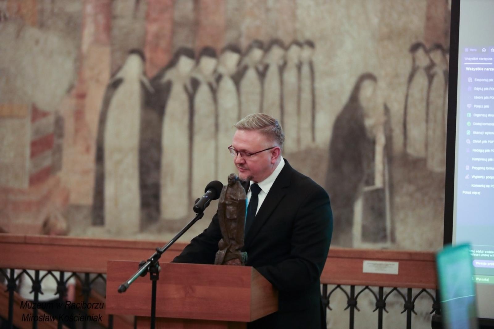 Zdjęcie w galerii na portalu naszraciborz.pl: Wieczór historyczny Pamięć i wdzięczność w raciborskim muzeum wiadomości z regionu