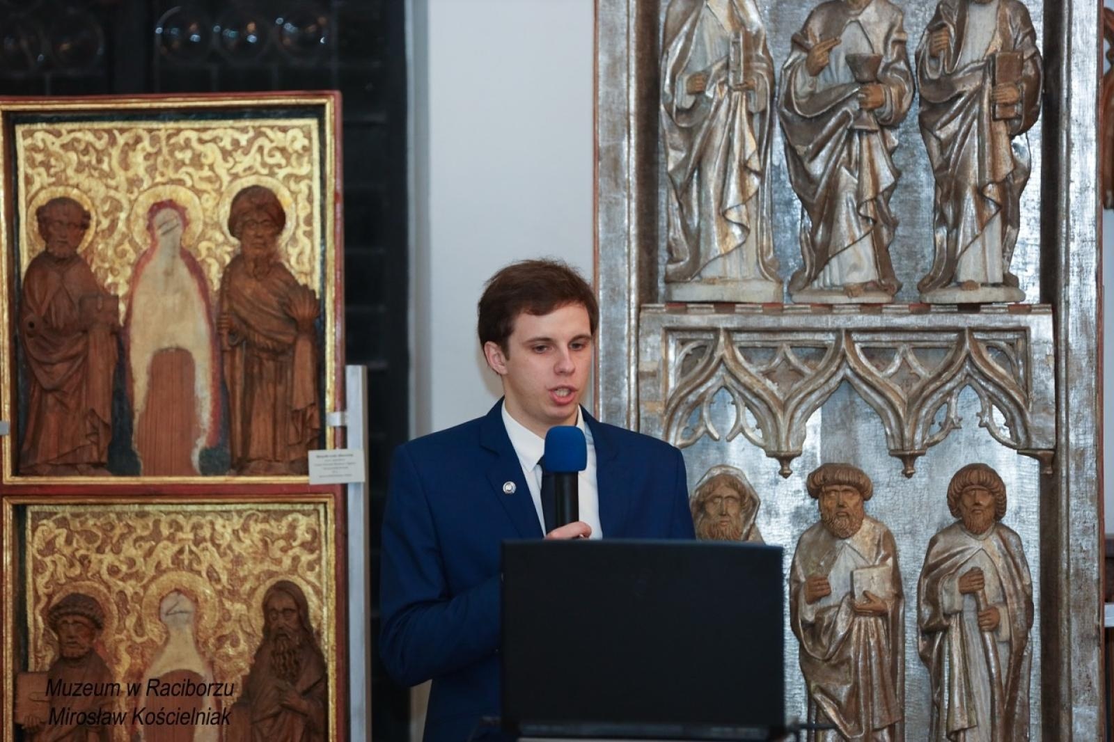 Zdjęcie w galerii na portalu naszraciborz.pl: Wieczór historyczny Pamięć i wdzięczność w raciborskim muzeum wiadomości z regionu