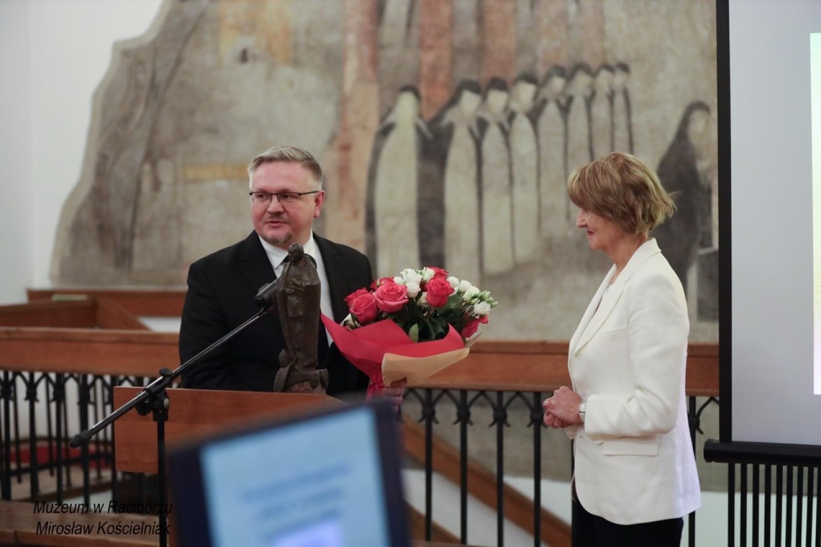 Zdjęcie w galerii na portalu naszraciborz.pl: Wieczór historyczny Pamięć i wdzięczność w raciborskim muzeum wiadomości z regionu