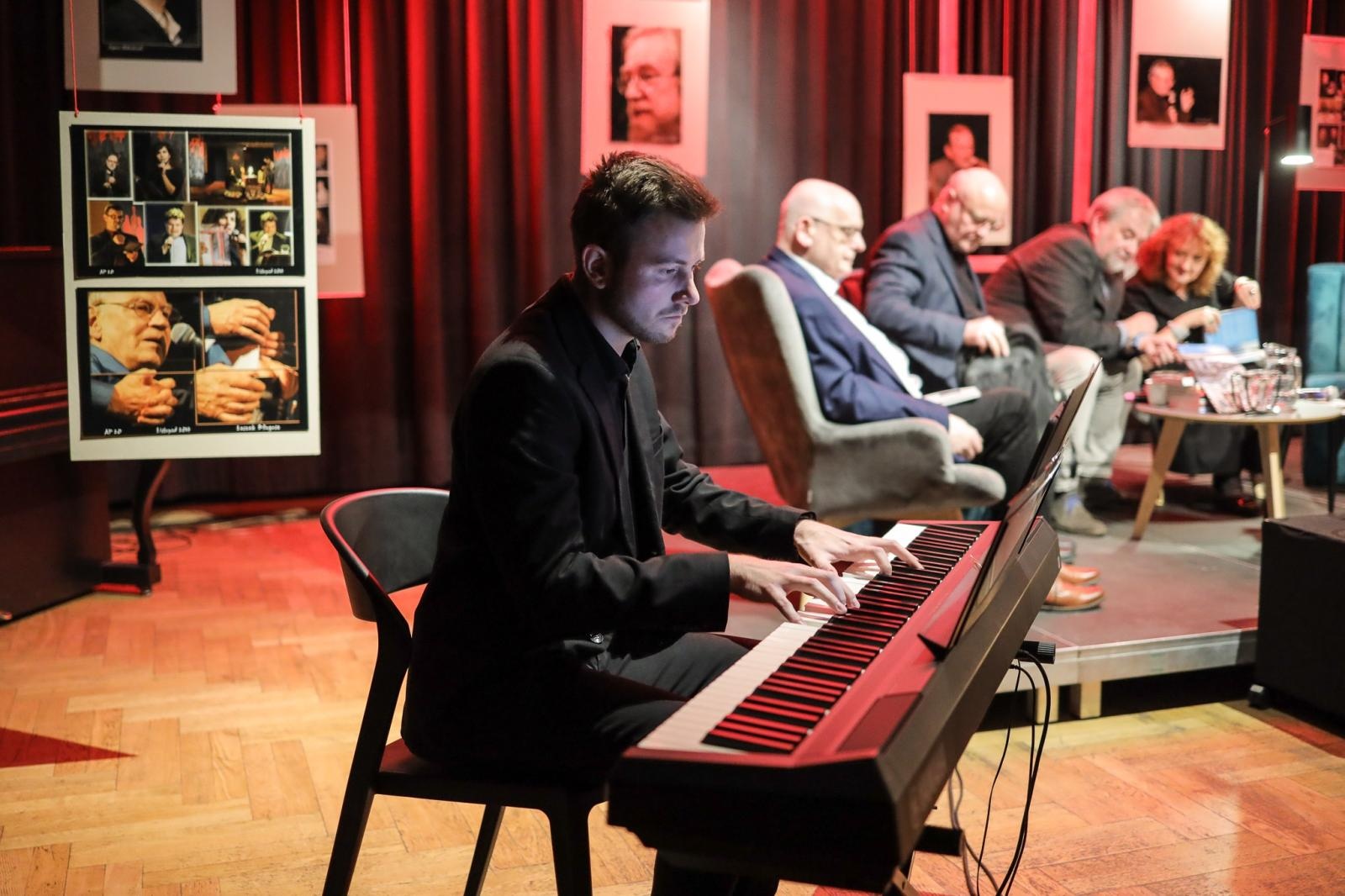 Zdjęcie w galerii na portalu naszraciborz.pl: 40 numerów Almanachu Prowincjonalnego wiadomości z regionu