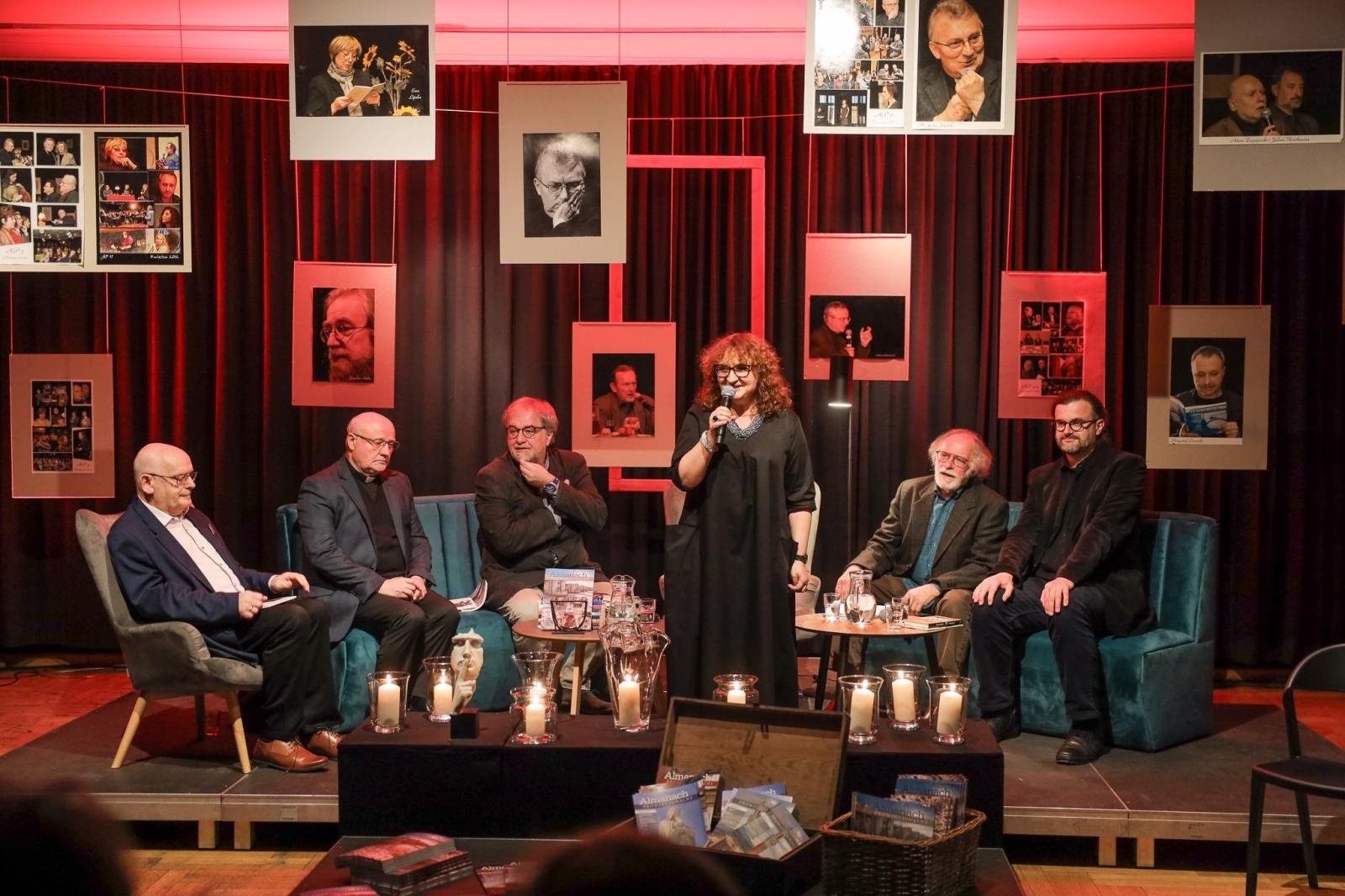 Zdjęcie w galerii na portalu naszraciborz.pl: 40 numerów Almanachu Prowincjonalnego wiadomości z regionu