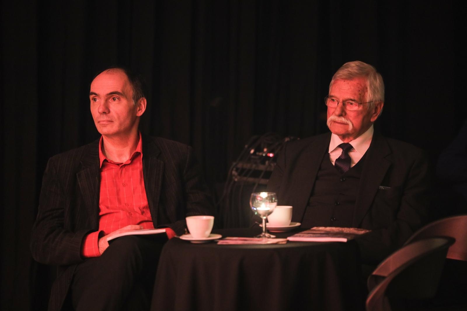 Zdjęcie w galerii na portalu naszraciborz.pl: 40 numerów Almanachu Prowincjonalnego wiadomości z regionu