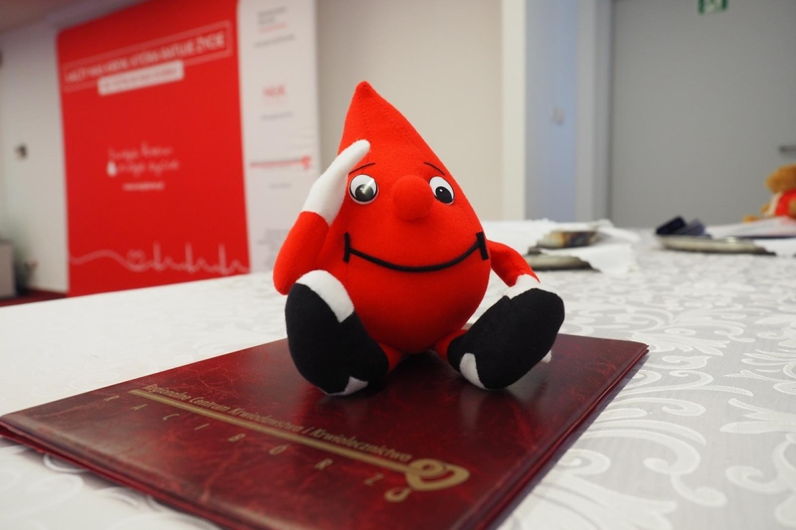 Zdjęcie w galerii na portalu naszraciborz.pl: Odznaczenia Ministra Zdrowia dla Krwiodawców z raciborskiego Centrum Krwiodawstwa wiadomości z regionu