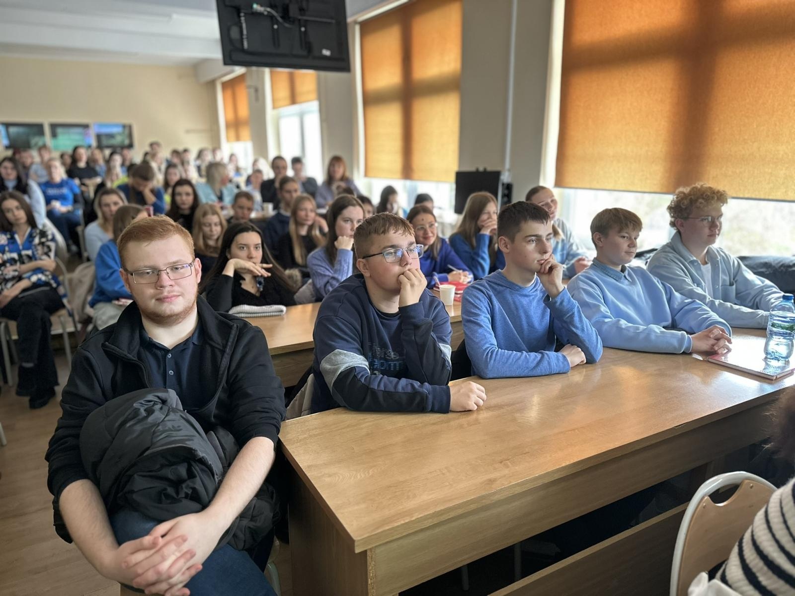 Zdjęcie w galerii na portalu naszraciborz.pl: Konferencja Go Blue for AMR w Akademii Nauk Stosowanych w Raciborzu. Edukacja i świadomość w walce z antybiotykoopornością wiadomości z regionu