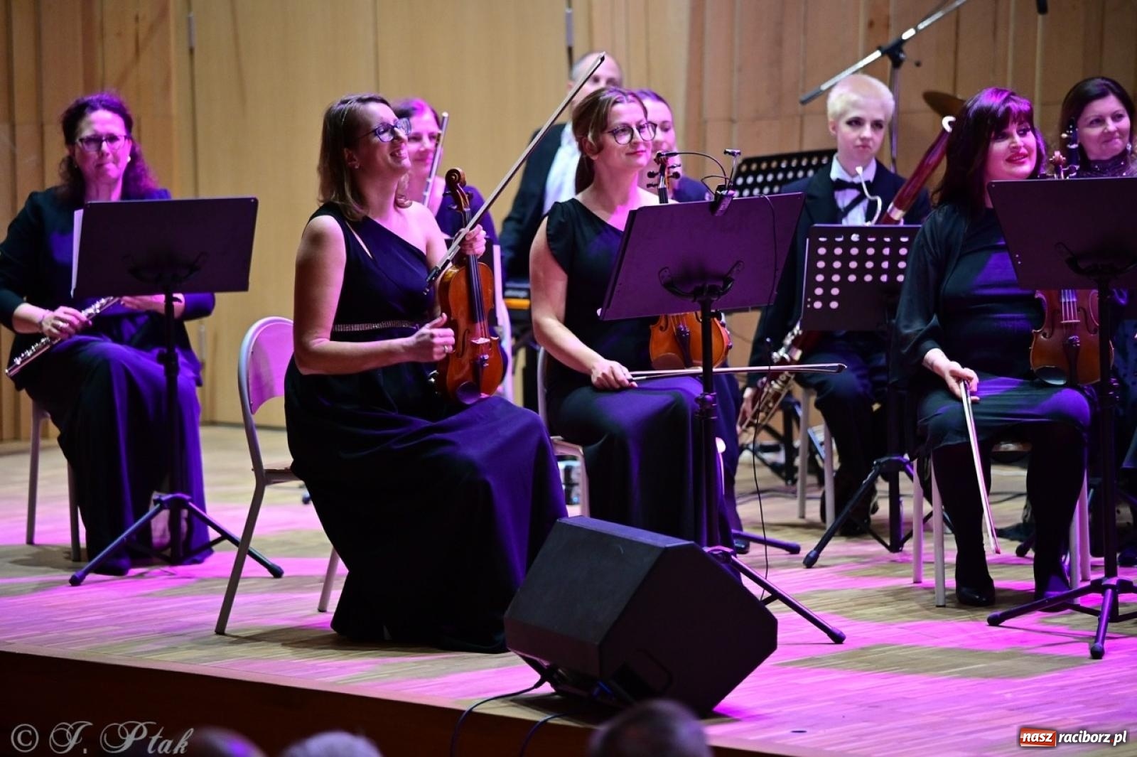 Zdjęcie w galerii na portalu naszraciborz.pl: Raciborska Gala Kultury i Wolontariatu 2024 [FOTO i WIDEO] wiadomości z regionu