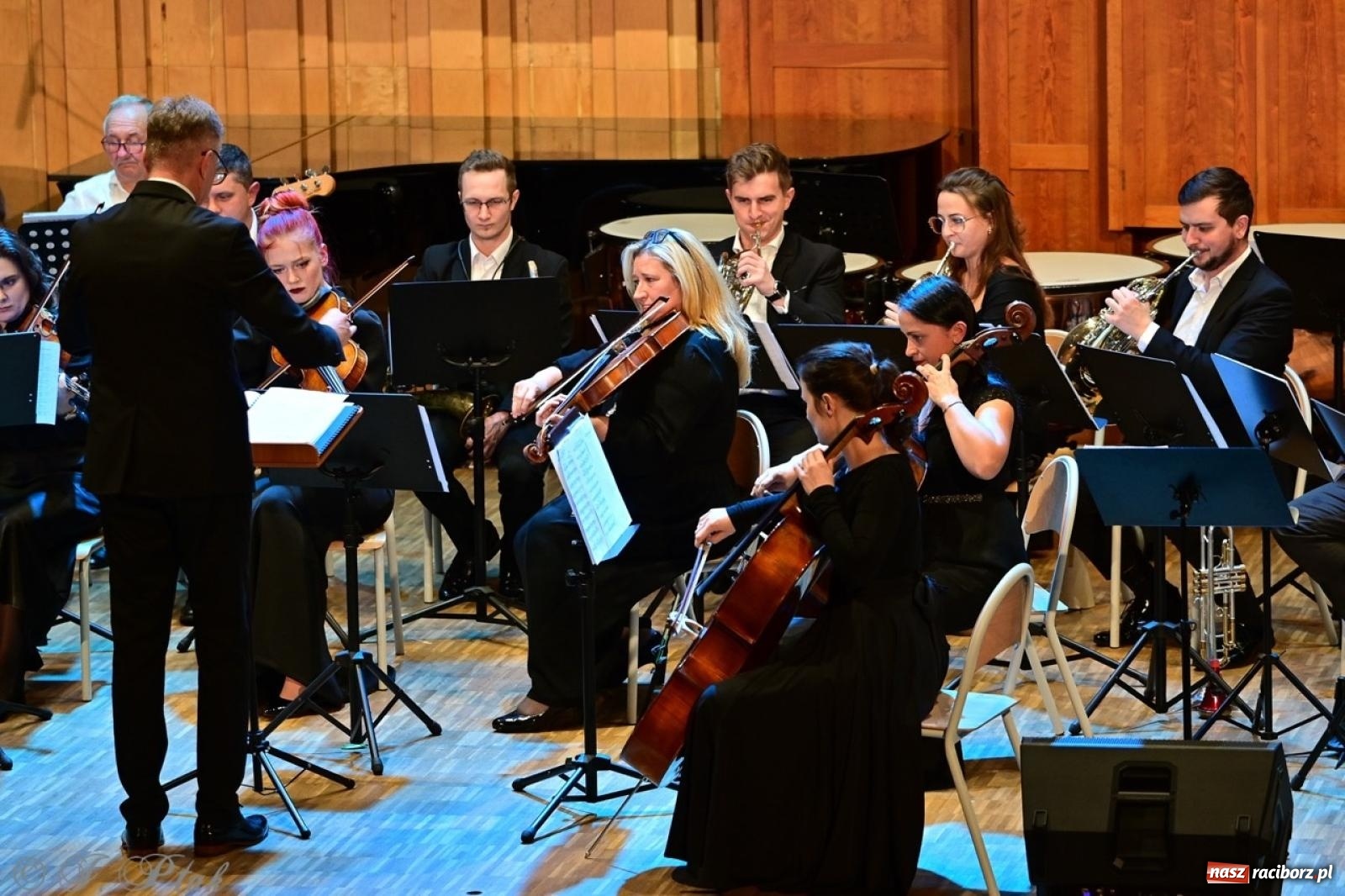 Zdjęcie w galerii na portalu naszraciborz.pl: Raciborska Gala Kultury i Wolontariatu 2024 [FOTO i WIDEO] wiadomości z regionu