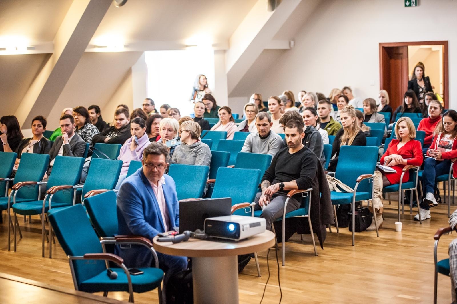 Zdjęcie w galerii na portalu naszraciborz.pl: II Forum Masażystów w Raciborzu zgromadziło specjalistów z branży wiadomości z regionu