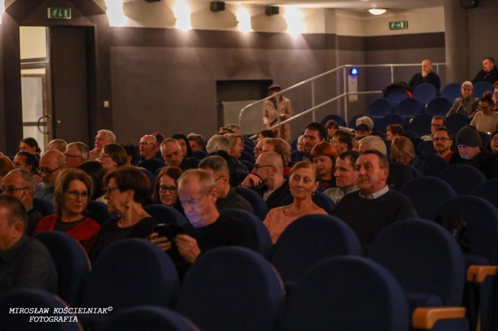 Zdjęcie w galerii na portalu naszraciborz.pl: Muzyczne święto w RCK: Siggy Davis – Gorczyca & Przyjaciele wiadomości z regionu