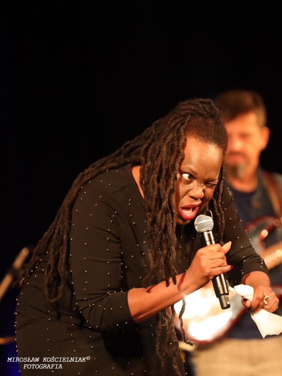 Zdjęcie w galerii na portalu naszraciborz.pl: Muzyczne święto w RCK: Siggy Davis – Gorczyca & Przyjaciele wiadomości z regionu