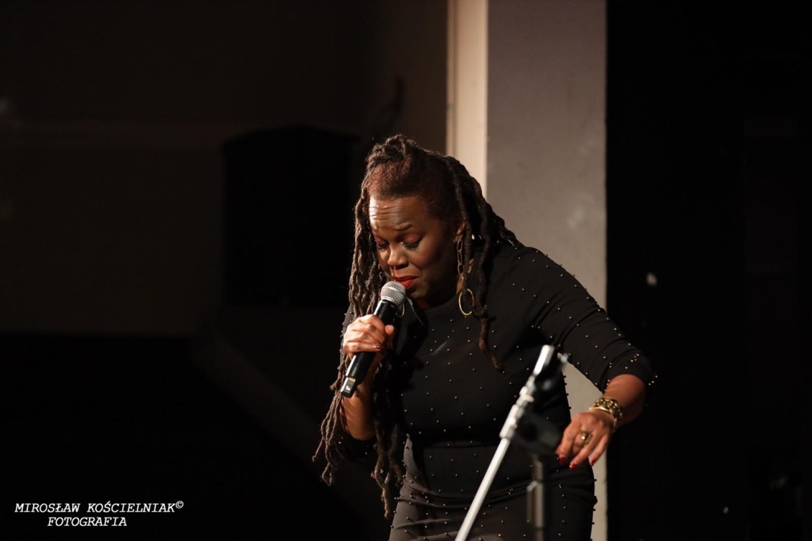 Zdjęcie w galerii na portalu naszraciborz.pl: Muzyczne święto w RCK: Siggy Davis – Gorczyca & Przyjaciele wiadomości z regionu