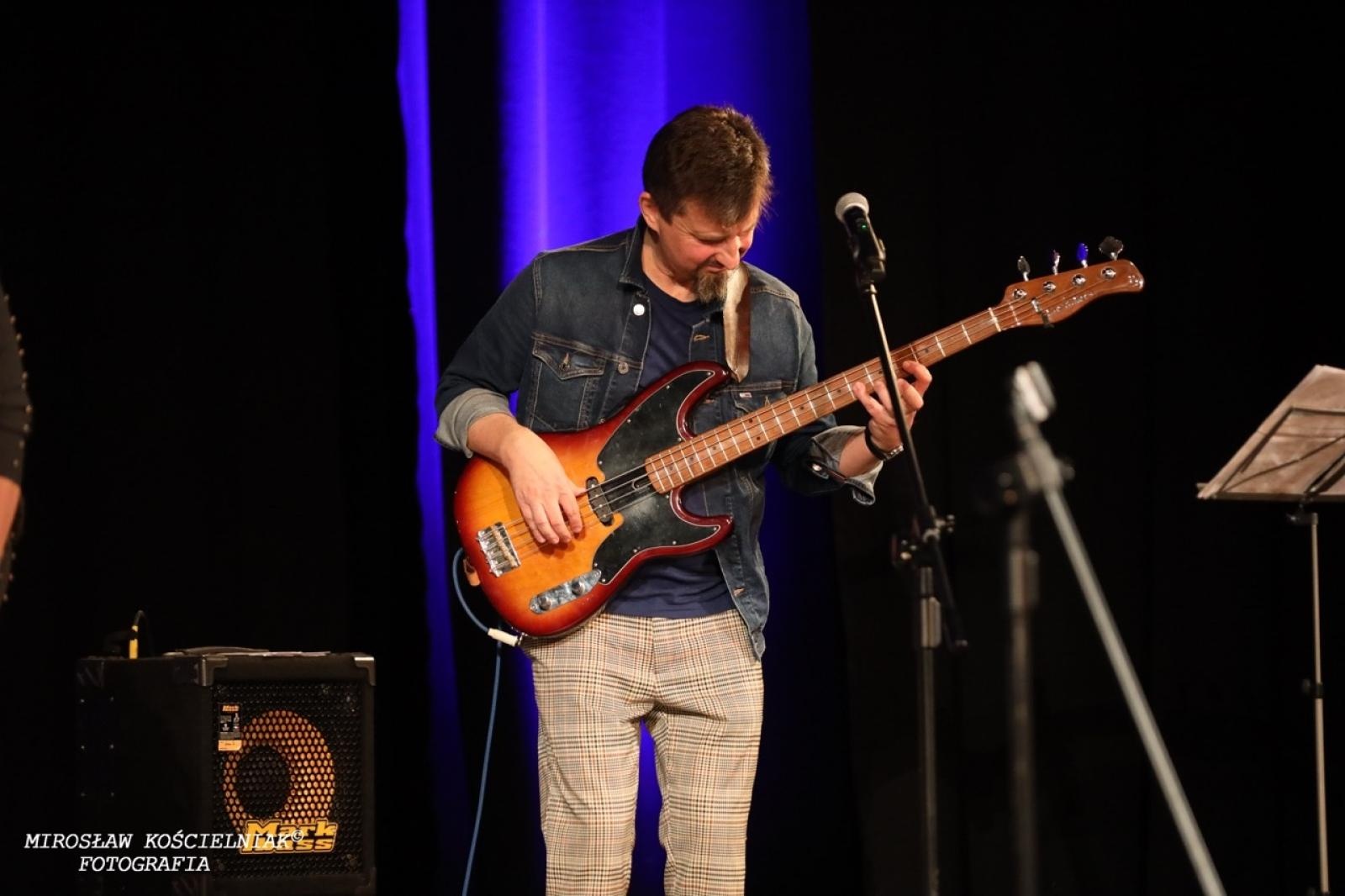 Zdjęcie w galerii na portalu naszraciborz.pl: Muzyczne święto w RCK: Siggy Davis – Gorczyca & Przyjaciele wiadomości z regionu