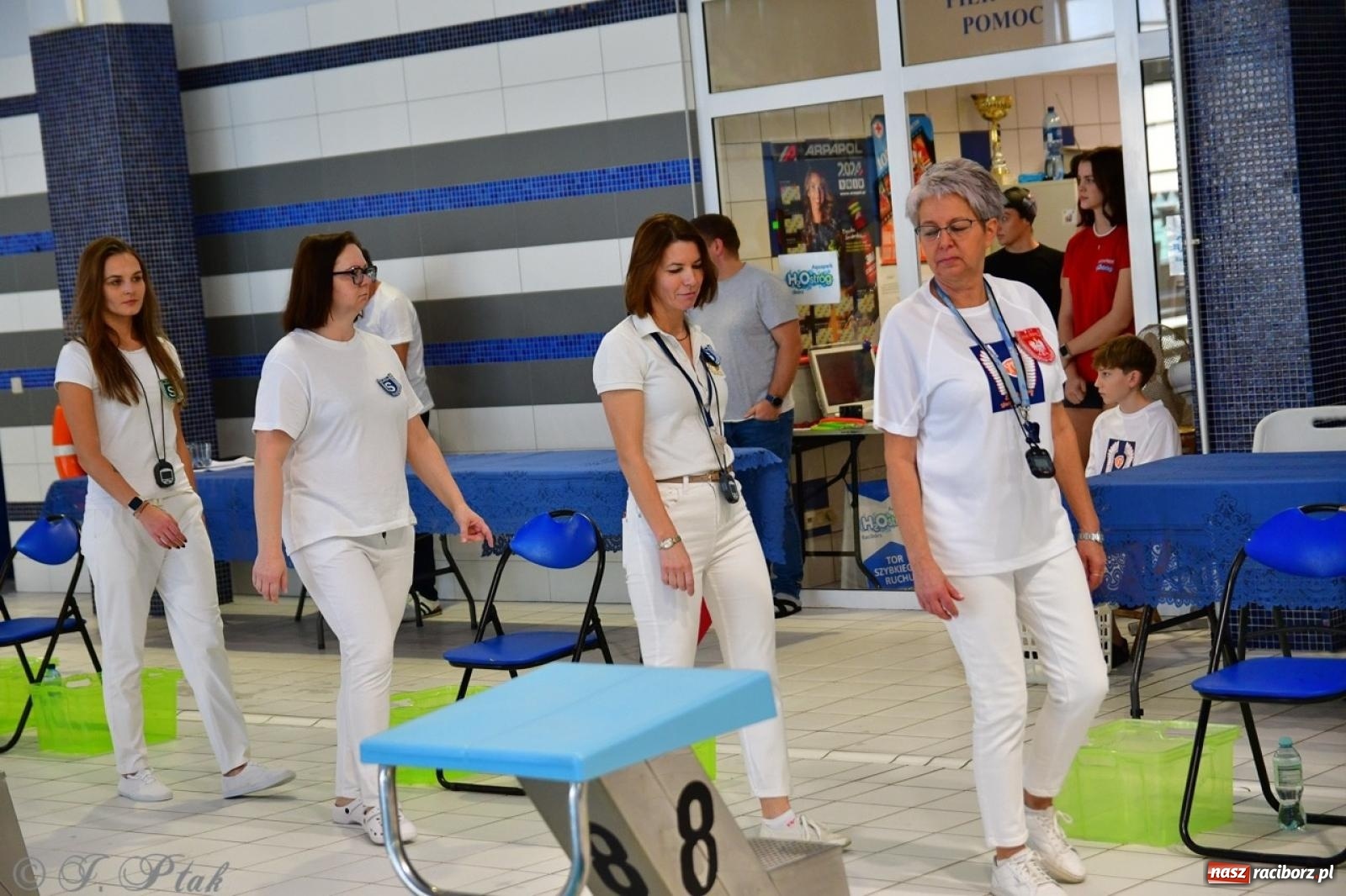 Zdjęcie w galerii na portalu naszraciborz.pl: IV Mistrzostwa Raciborza Szkół Podstawowych w pływaniu – sportowa rywalizacja na H2Ostróg zakończona wiadomości z regionu