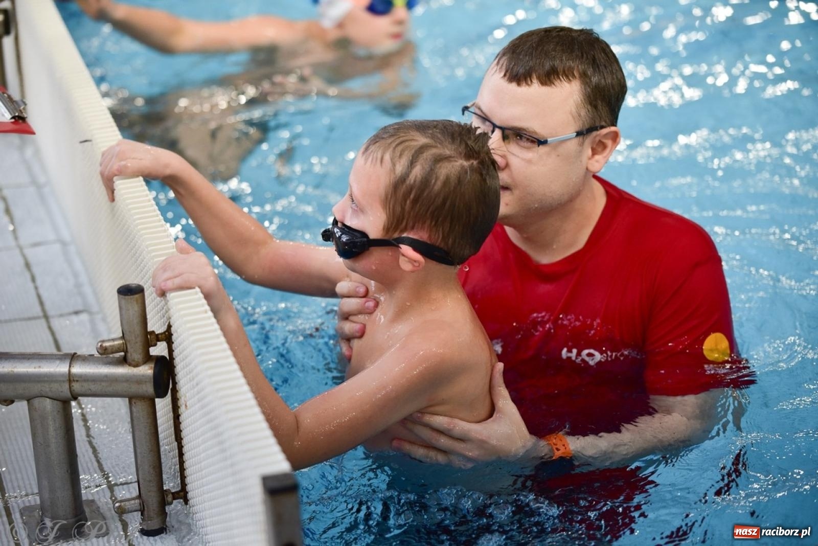Zdjęcie w galerii na portalu naszraciborz.pl: IV Mistrzostwa Raciborza Szkół Podstawowych w pływaniu – sportowa rywalizacja na H2Ostróg zakończona wiadomości z regionu