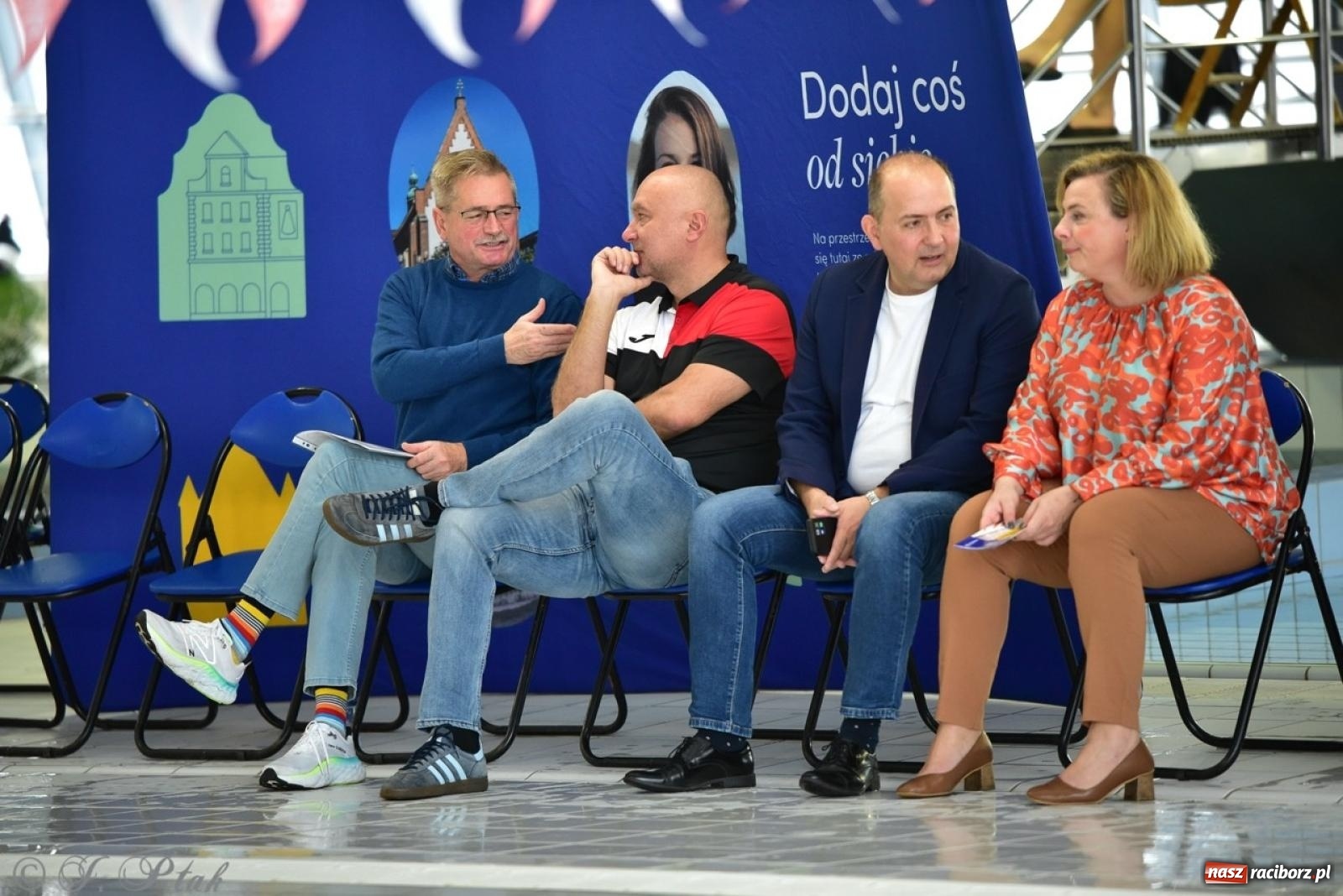 Zdjęcie w galerii na portalu naszraciborz.pl: IV Mistrzostwa Raciborza Szkół Podstawowych w pływaniu – sportowa rywalizacja na H2Ostróg zakończona wiadomości z regionu