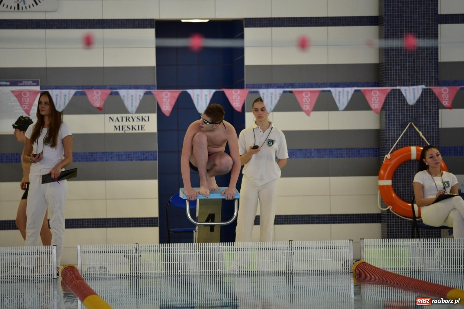 Zdjęcie w galerii na portalu naszraciborz.pl: IV Mistrzostwa Raciborza Szkół Podstawowych w pływaniu – sportowa rywalizacja na H2Ostróg zakończona wiadomości z regionu