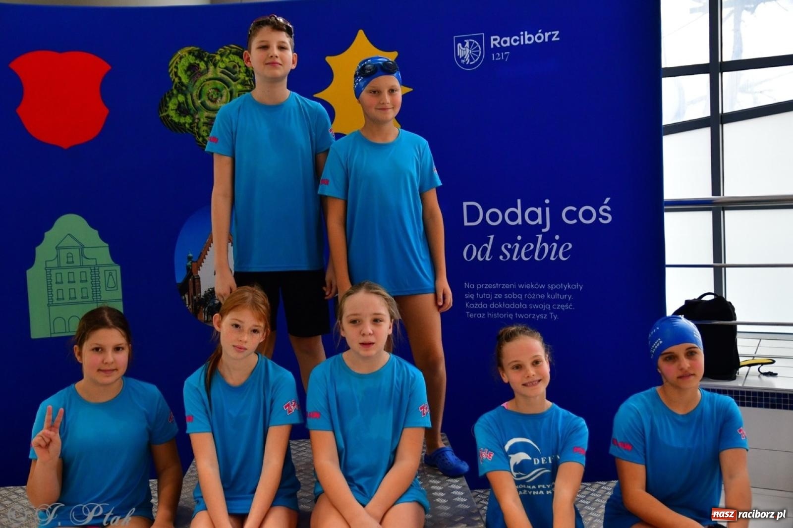 Zdjęcie w galerii na portalu naszraciborz.pl: IV Mistrzostwa Raciborza Szkół Podstawowych w pływaniu – sportowa rywalizacja na H2Ostróg zakończona wiadomości z regionu