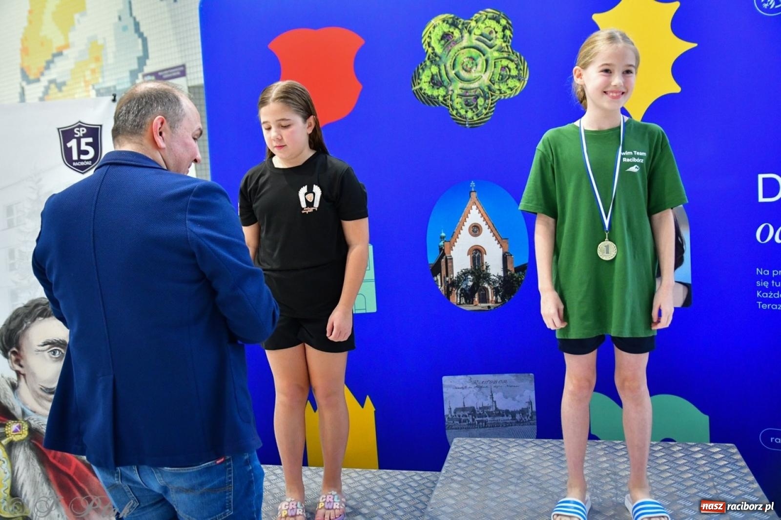 Zdjęcie w galerii na portalu naszraciborz.pl: IV Mistrzostwa Raciborza Szkół Podstawowych w pływaniu – sportowa rywalizacja na H2Ostróg zakończona wiadomości z regionu