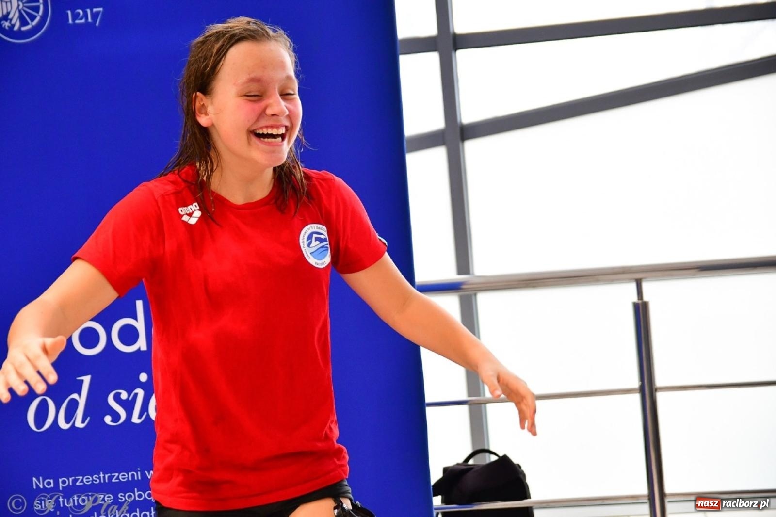 Zdjęcie w galerii na portalu naszraciborz.pl: IV Mistrzostwa Raciborza Szkół Podstawowych w pływaniu – sportowa rywalizacja na H2Ostróg zakończona wiadomości z regionu