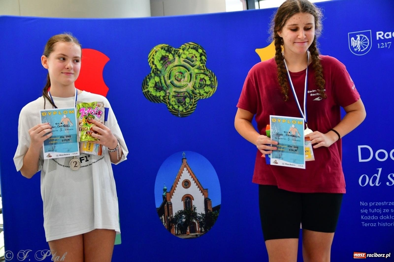 Zdjęcie w galerii na portalu naszraciborz.pl: IV Mistrzostwa Raciborza Szkół Podstawowych w pływaniu – sportowa rywalizacja na H2Ostróg zakończona wiadomości z regionu