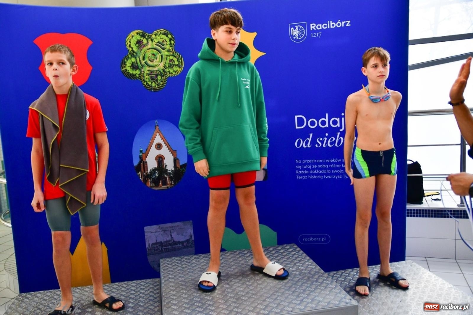 Zdjęcie w galerii na portalu naszraciborz.pl: IV Mistrzostwa Raciborza Szkół Podstawowych w pływaniu – sportowa rywalizacja na H2Ostróg zakończona wiadomości z regionu