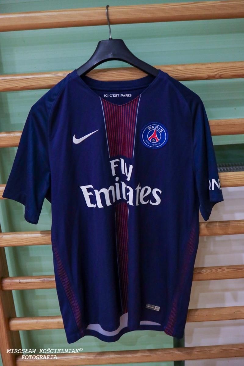 Zdjęcie w galerii na portalu naszraciborz.pl: Zacięta rywalizacja w IV edycji Turnieju Siatkonogi. Kamil Duda i Farid Ali triumfują wiadomości z regionu