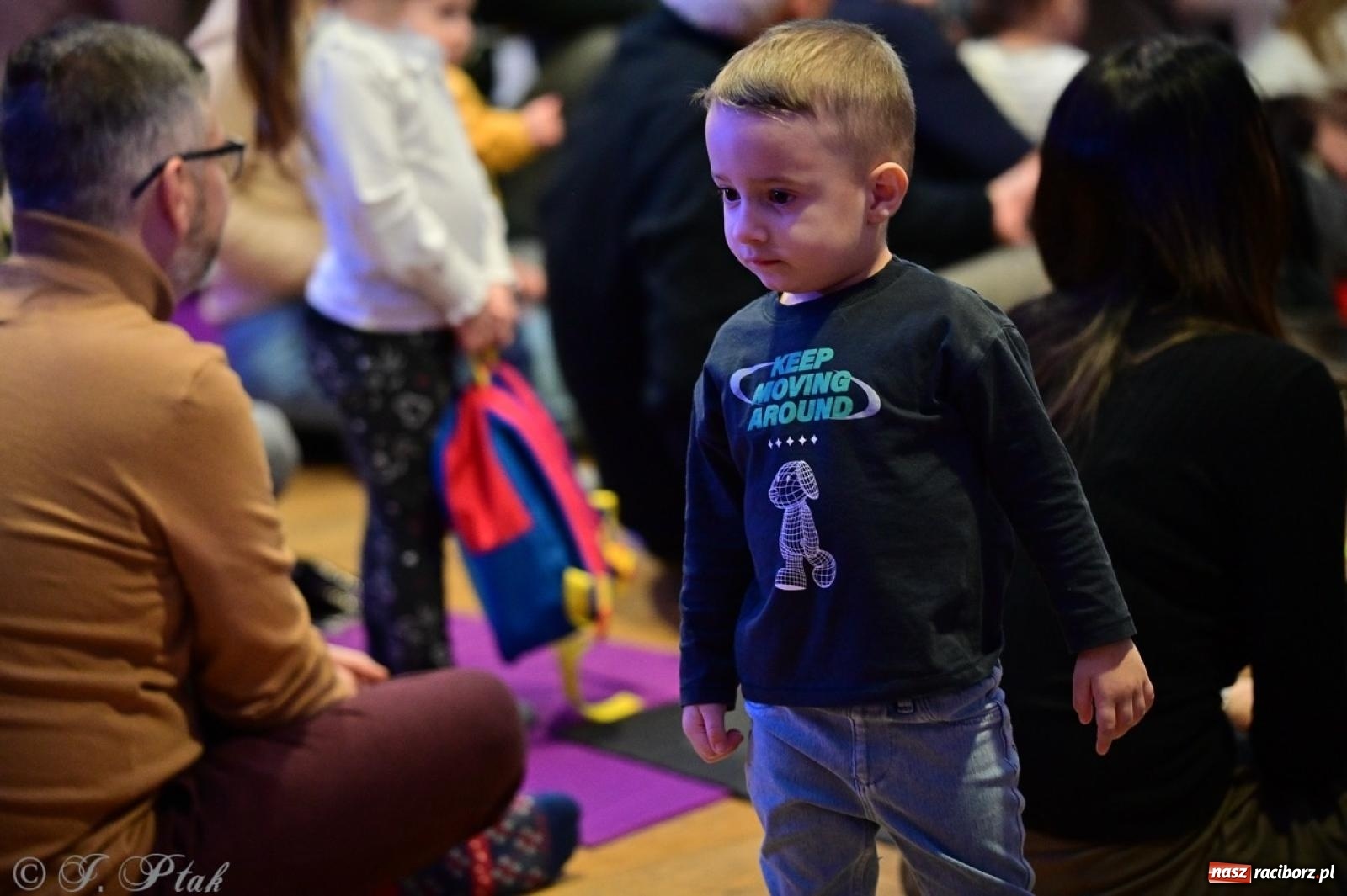 Zdjęcie w galerii na portalu naszraciborz.pl: Maluchy w krainie dźwięków. Muzyczna podróż z Trzema Prosiaczkami za nami! wiadomości z regionu