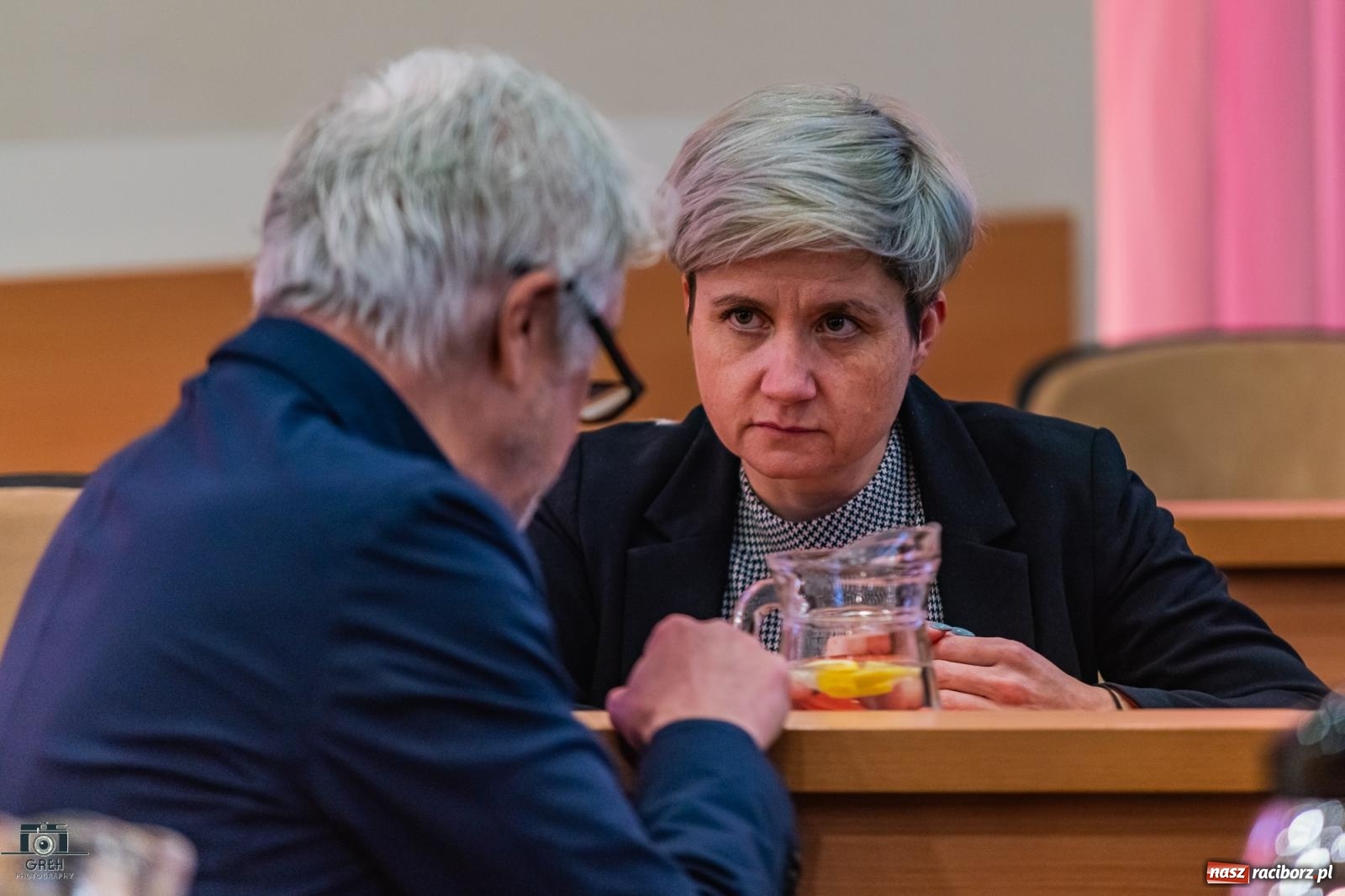 Zdjęcie w galerii na portalu naszraciborz.pl: Komisja rozwoju gospodarczego dyskutowała nad dietami i zmianami w budżecie wiadomości z regionu