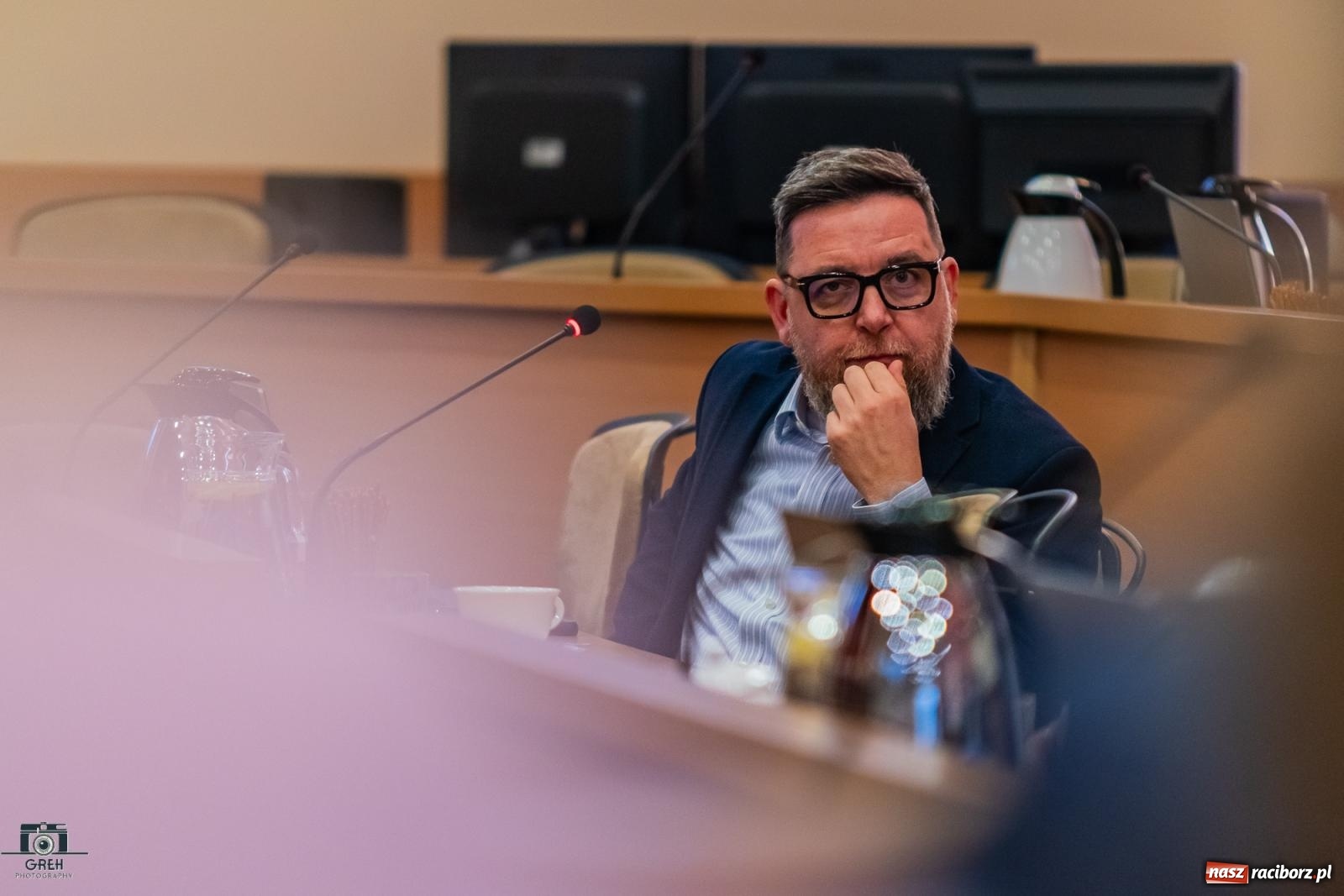 Zdjęcie w galerii na portalu naszraciborz.pl: Komisja rozwoju gospodarczego dyskutowała nad dietami i zmianami w budżecie wiadomości z regionu