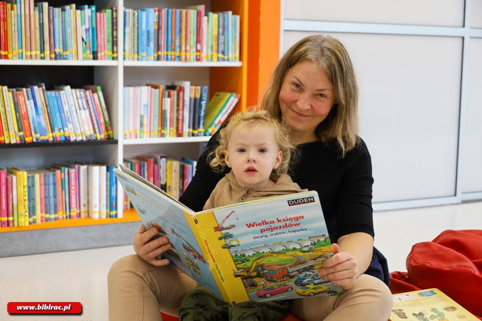Zdjęcie w galerii na portalu naszraciborz.pl: O mądrych książkach dla dzieci w Klubie Ojca wiadomości z regionu