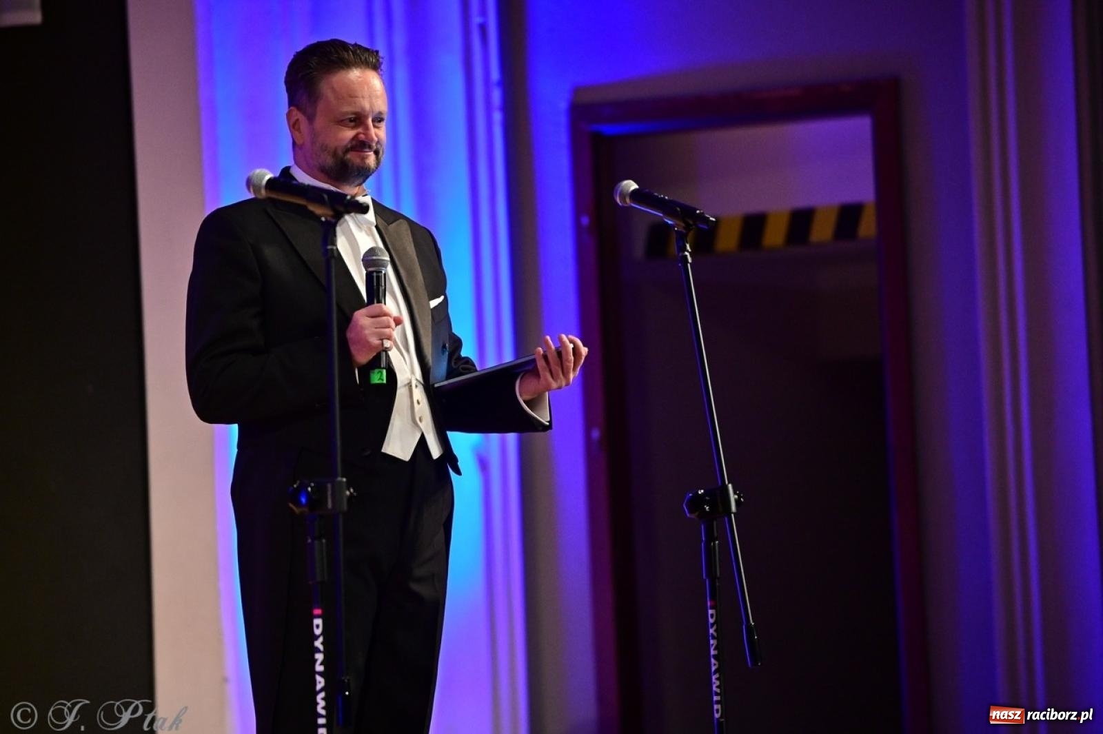 Zdjęcie w galerii na portalu naszraciborz.pl: Wielka gala operetkowa: Johann Strauss i przyjaciele zachwycili Racibórz wiadomości z regionu