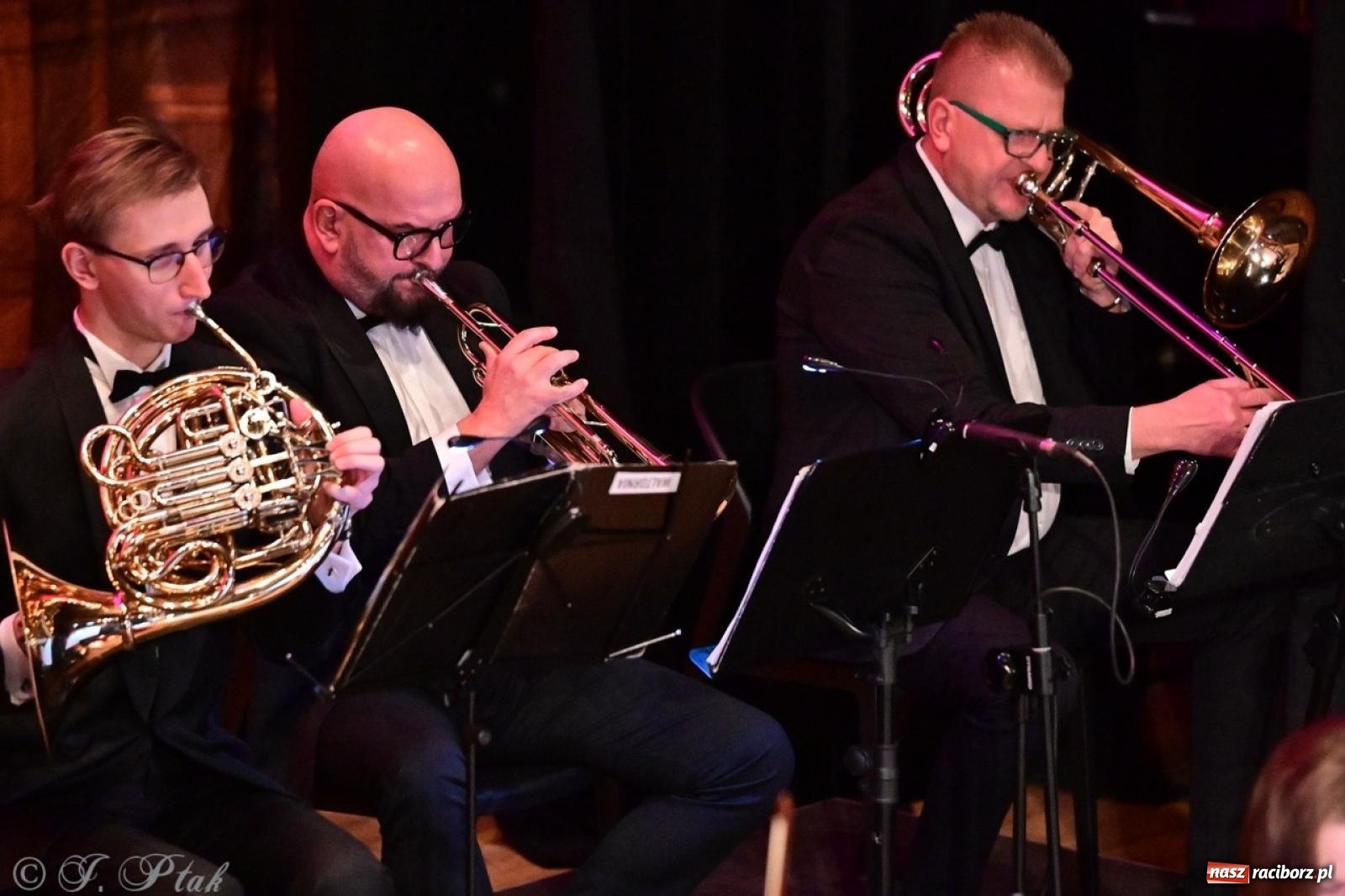 Zdjęcie w galerii na portalu naszraciborz.pl: Wielka gala operetkowa: Johann Strauss i przyjaciele zachwycili Racibórz wiadomości z regionu