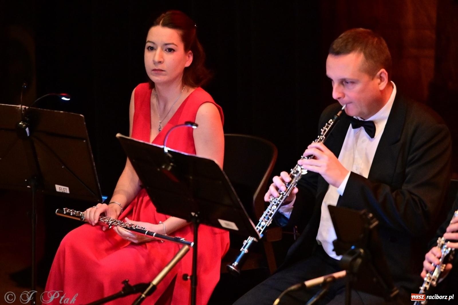 Zdjęcie w galerii na portalu naszraciborz.pl: Wielka gala operetkowa: Johann Strauss i przyjaciele zachwycili Racibórz wiadomości z regionu