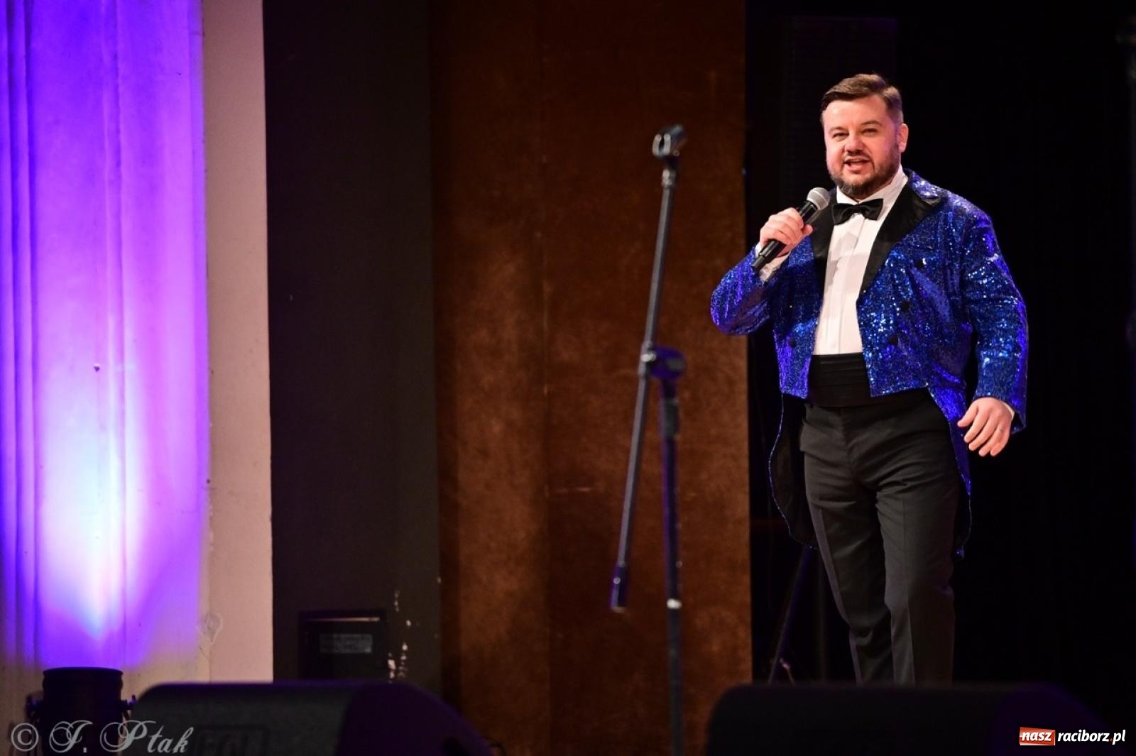 Zdjęcie w galerii na portalu naszraciborz.pl: Wielka gala operetkowa: Johann Strauss i przyjaciele zachwycili Racibórz wiadomości z regionu