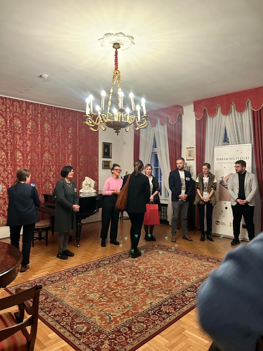 Zdjęcie w galerii na portalu naszraciborz.pl: Marta Musioł zwyciężczynią ogólnopolskiego konkursu krakowskie perełki wiadomości z regionu