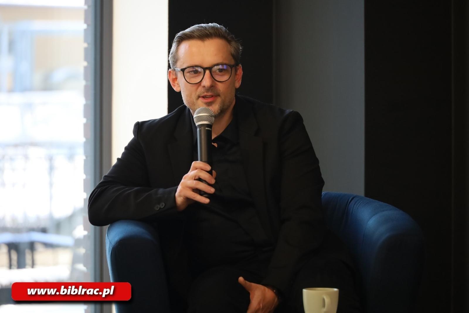 Zdjęcie w galerii na portalu naszraciborz.pl: Jakub Zając pierwszym gościem Stacji Młodych wiadomości z regionu