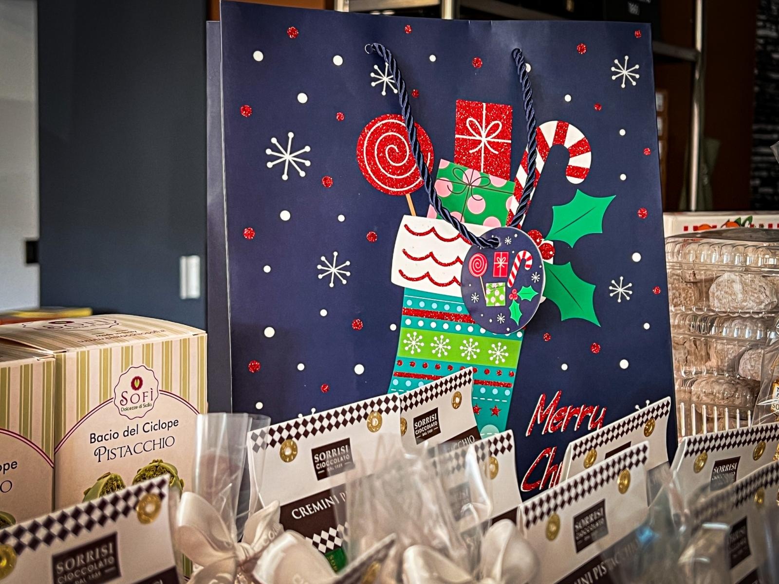 Zdjęcie w galerii na portalu naszraciborz.pl: Oliwa i Wino: włoskie delikatesy w Raciborzu zapraszają na świąteczne zakupy [ZDJĘCIA NOWOŚCI] wiadomości z regionu