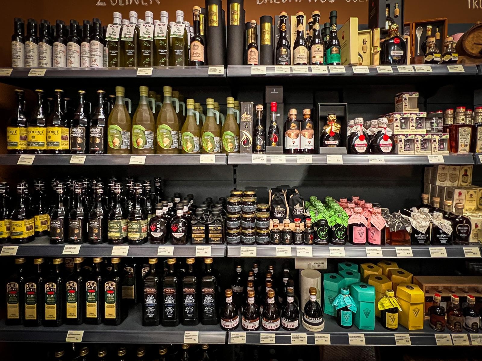 Zdjęcie w galerii na portalu naszraciborz.pl: Oliwa i Wino: włoskie delikatesy w Raciborzu zapraszają na świąteczne zakupy [ZDJĘCIA NOWOŚCI] wiadomości z regionu