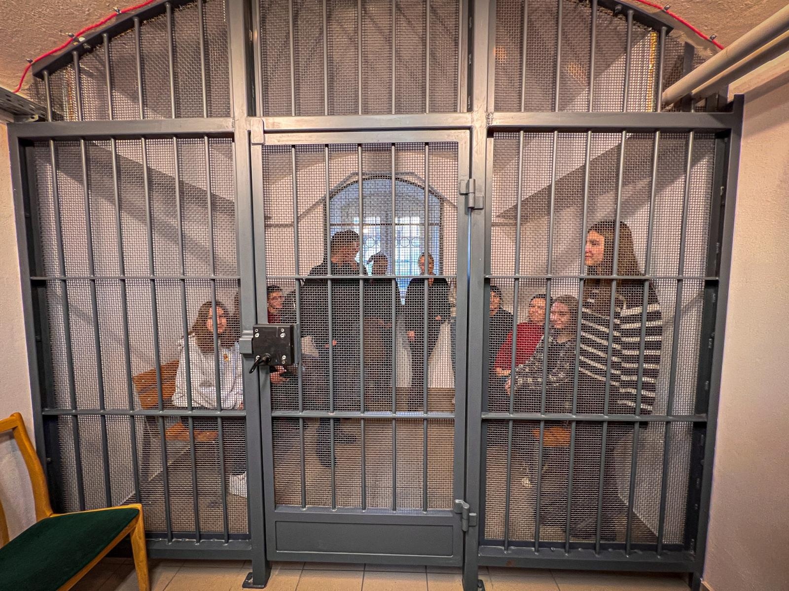 Zdjęcie w galerii na portalu naszraciborz.pl: Studenci pielęgniarstwa zgłębiają prawo medyczne w raciborskim sądzie. Zajęcia w praktyce wymiaru sprawiedliwości wiadomości z regionu