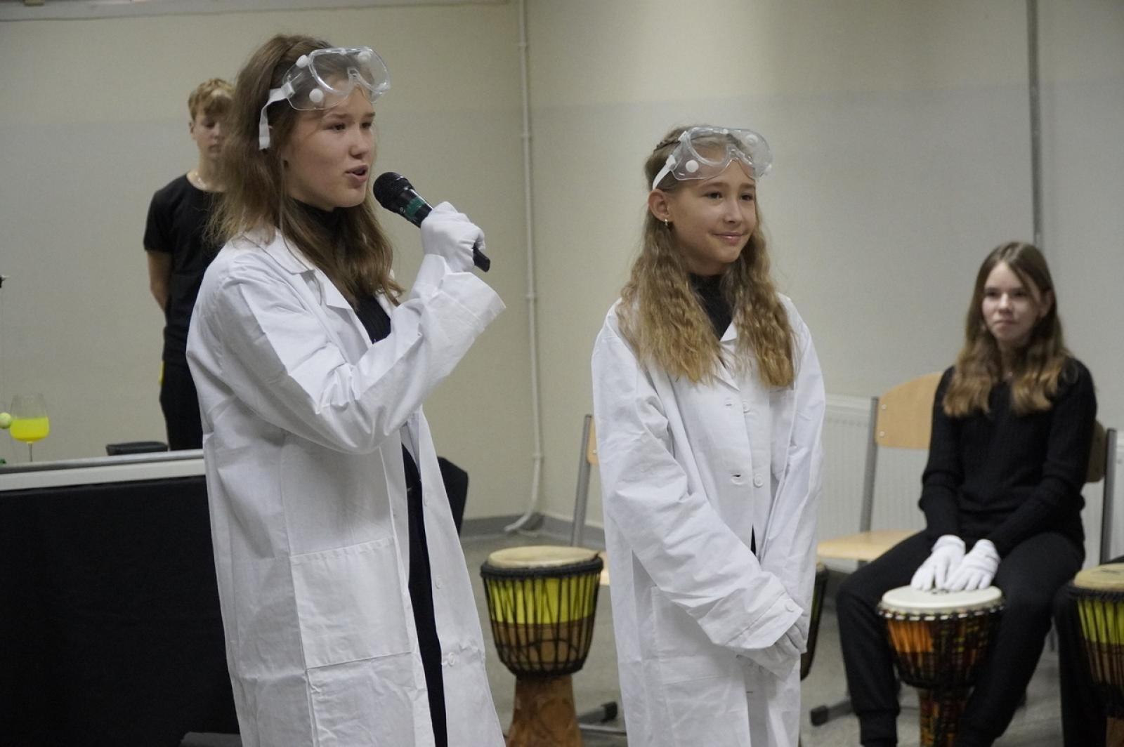 Zdjęcie w galerii na portalu naszraciborz.pl: Otwarcie Zielonej Pracowni w SP 1. Zielona wyspa Ostróg wiadomości z regionu