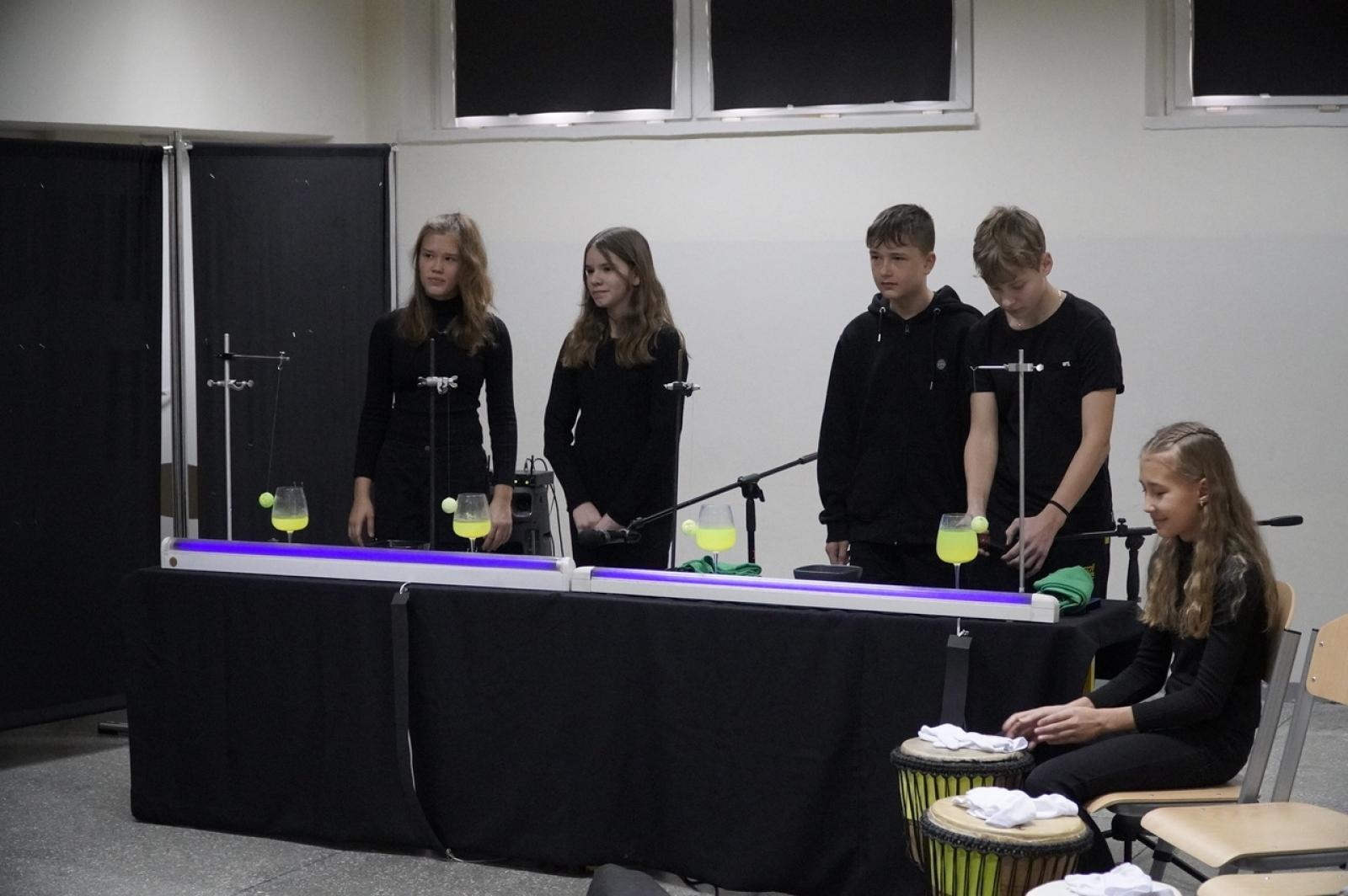 Zdjęcie w galerii na portalu naszraciborz.pl: Otwarcie Zielonej Pracowni w SP 1. Zielona wyspa Ostróg wiadomości z regionu