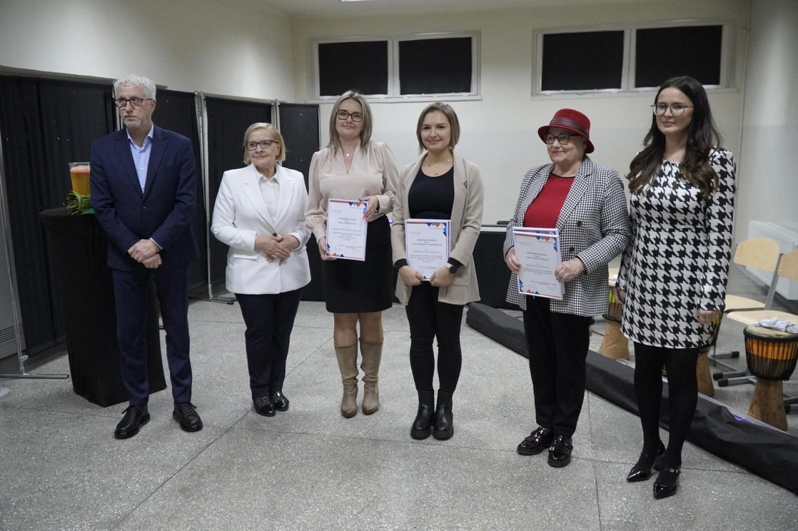 Zdjęcie w galerii na portalu naszraciborz.pl: Otwarcie Zielonej Pracowni w SP 1. Zielona wyspa Ostróg wiadomości z regionu