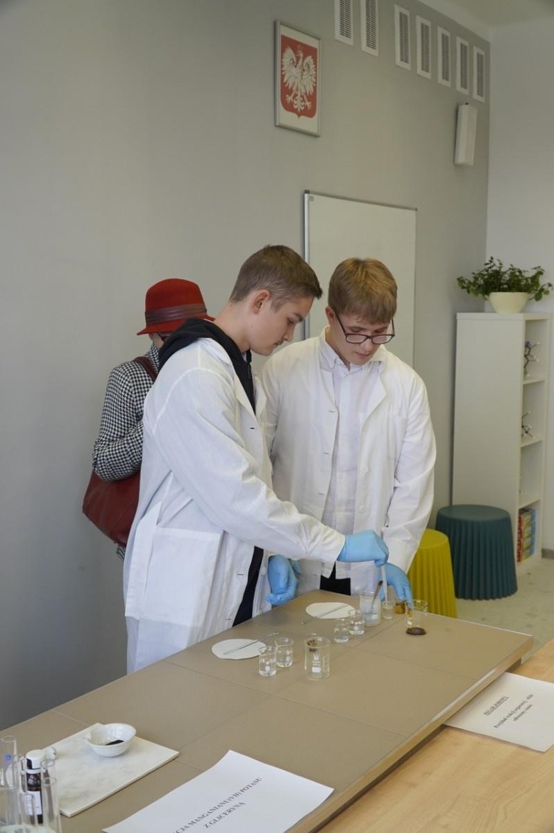 Zdjęcie w galerii na portalu naszraciborz.pl: Otwarcie Zielonej Pracowni w SP 1. Zielona wyspa Ostróg wiadomości z regionu