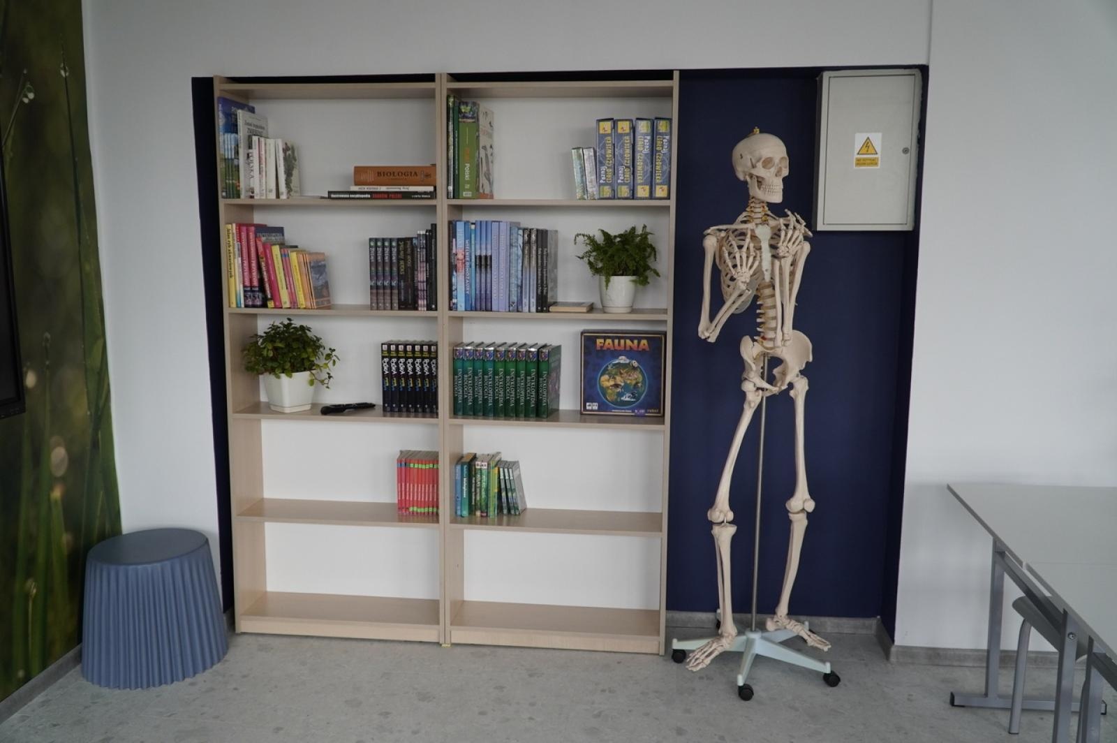 Zdjęcie w galerii na portalu naszraciborz.pl: Otwarcie Zielonej Pracowni w SP 1. Zielona wyspa Ostróg wiadomości z regionu