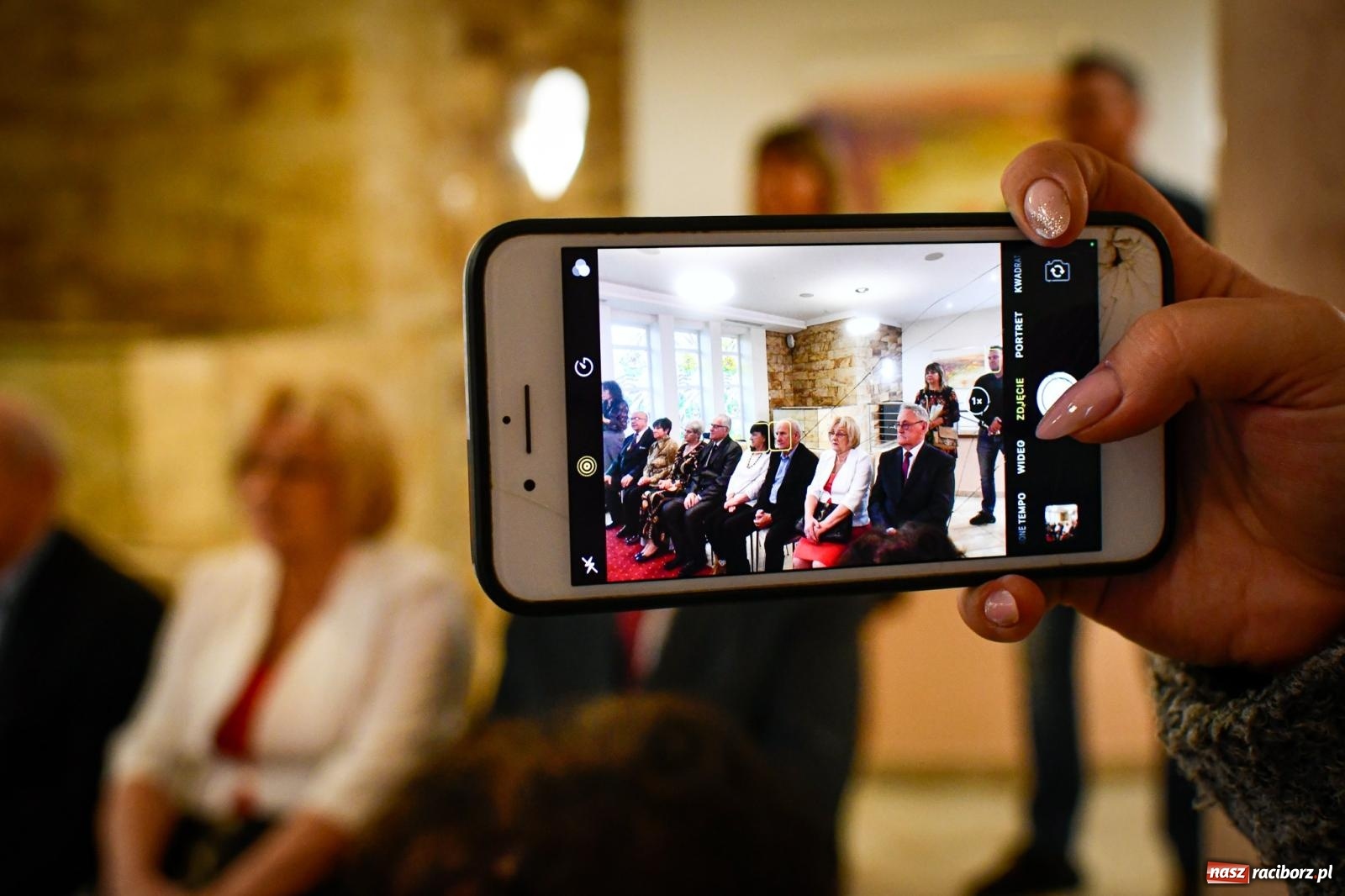 Zdjęcie w galerii na portalu naszraciborz.pl: Złote gody w raciborskim USC [FOTO i WIDEO] wiadomości z regionu