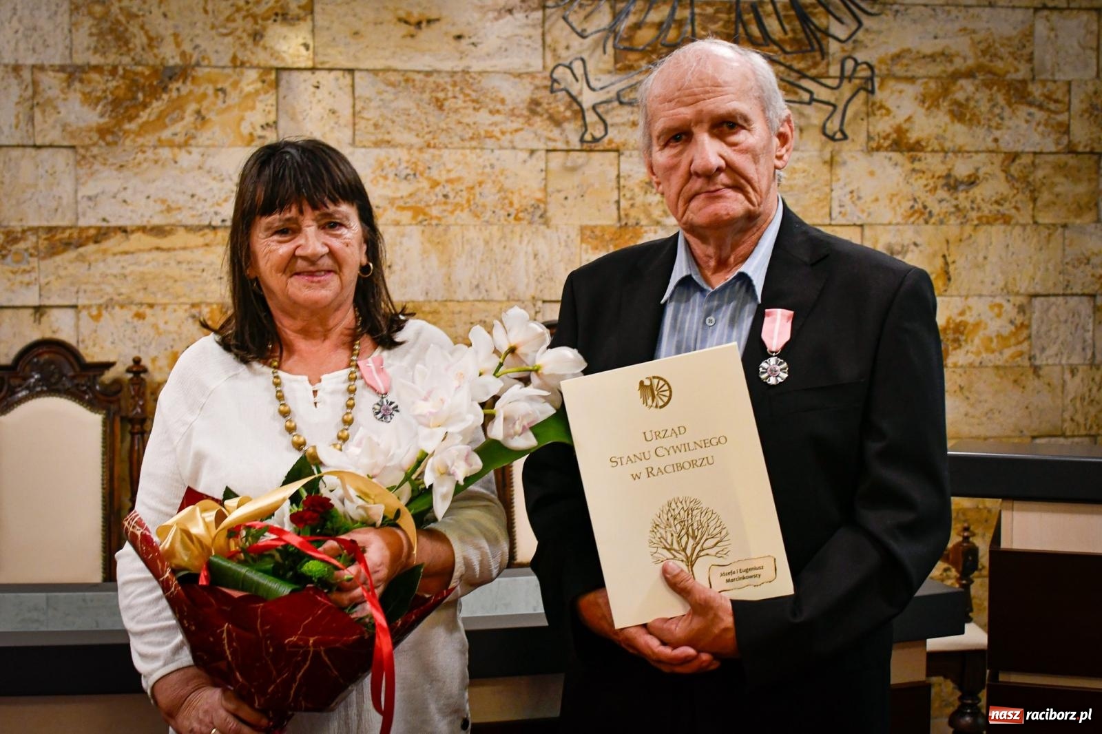 Zdjęcie w galerii na portalu naszraciborz.pl: Złote gody w raciborskim USC [FOTO i WIDEO] wiadomości z regionu