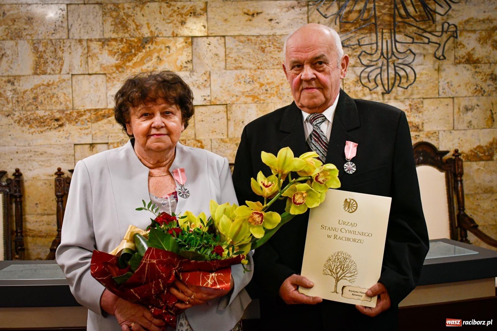 Zdjęcie w galerii na portalu naszraciborz.pl: Złote gody w raciborskim USC [FOTO i WIDEO] wiadomości z regionu